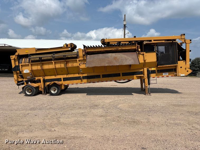 image for item NM9927 2005 Wildcat 516 Cougar trommel screen