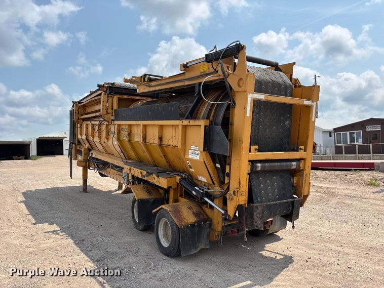 image for item NM9927 2005 Wildcat 516 Cougar trommel screen