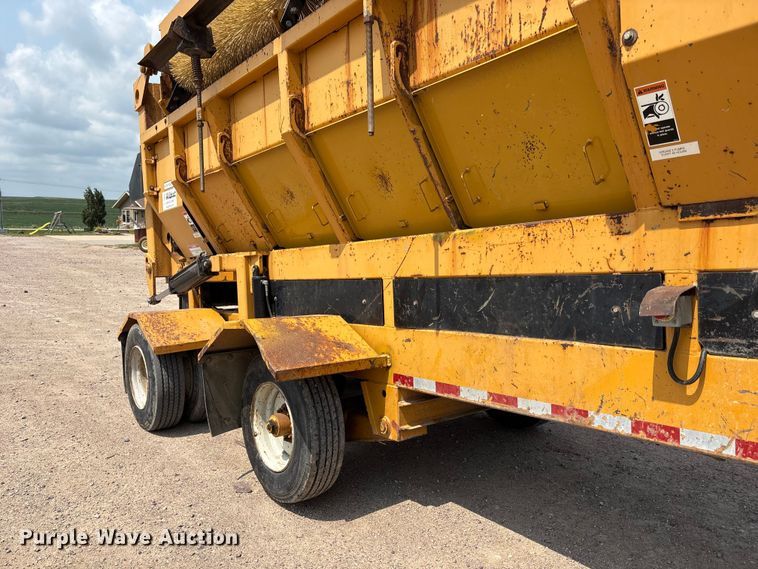 image for item NM9927 2005 Wildcat 516 Cougar trommel screen