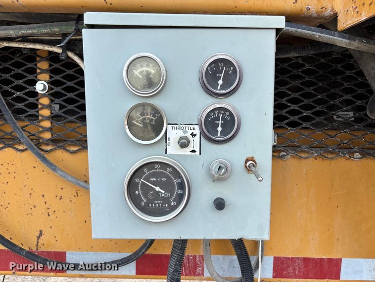 image for item NM9927 2005 Wildcat 516 Cougar trommel screen