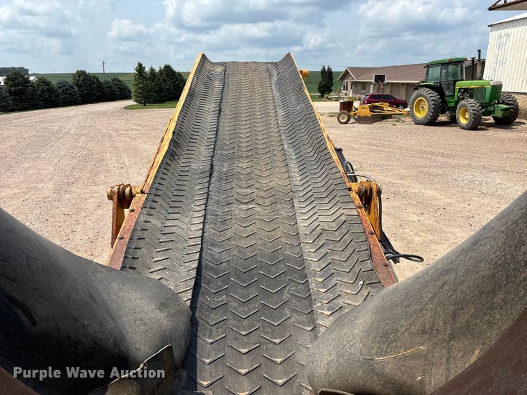 image for item NM9927 2005 Wildcat 516 Cougar trommel screen