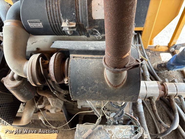 image for item NM9927 2005 Wildcat 516 Cougar trommel screen