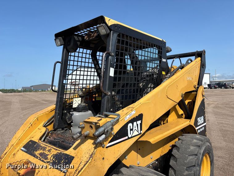 image for item NM9928 2004 Caterpillar 268B skid steer loader