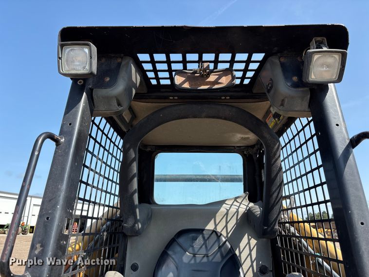 image for item NM9928 2004 Caterpillar 268B skid steer loader