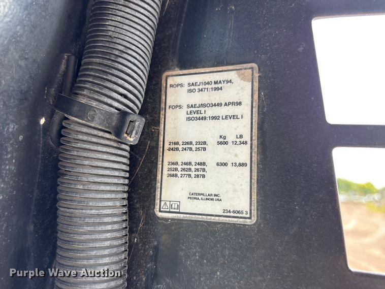 image for item NM9928 2004 Caterpillar 268B skid steer loader