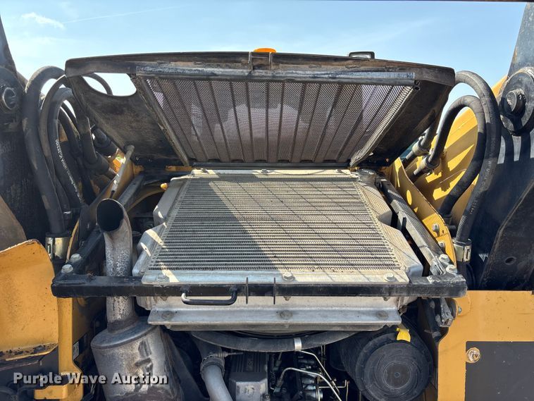 image for item NM9928 2004 Caterpillar 268B skid steer loader