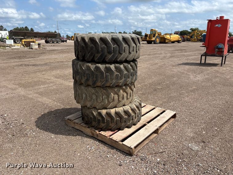image for item NM9934 (4) 12.5/80-18 tires