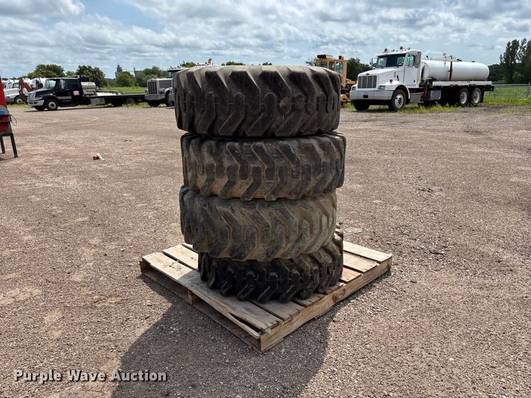 image for item NM9934 (4) 12.5/80-18 tires