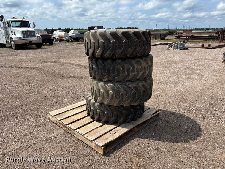 image for item NM9934 (4) 12.5/80-18 tires