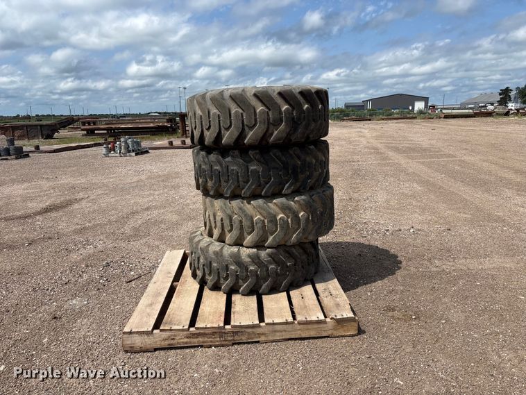 image for item NM9934 (4) 12.5/80-18 tires