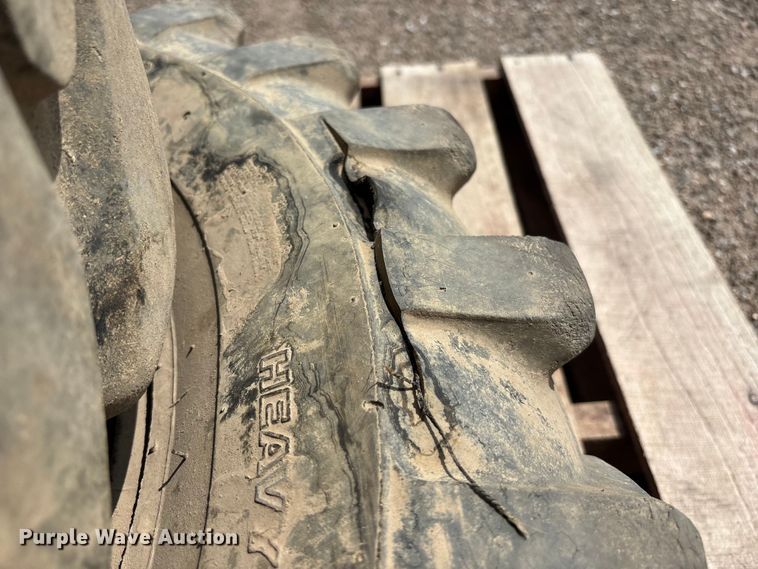 image for item NM9934 (4) 12.5/80-18 tires