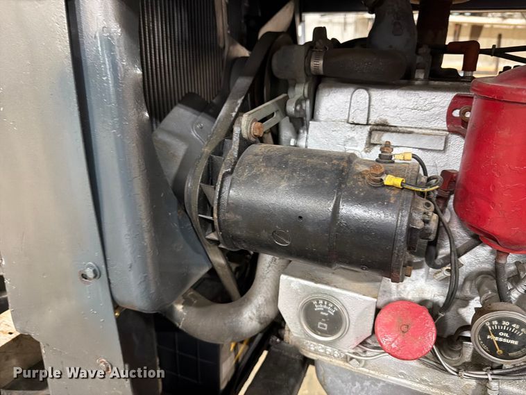 image for item OE9683 Lincoln Electric SA200 welder