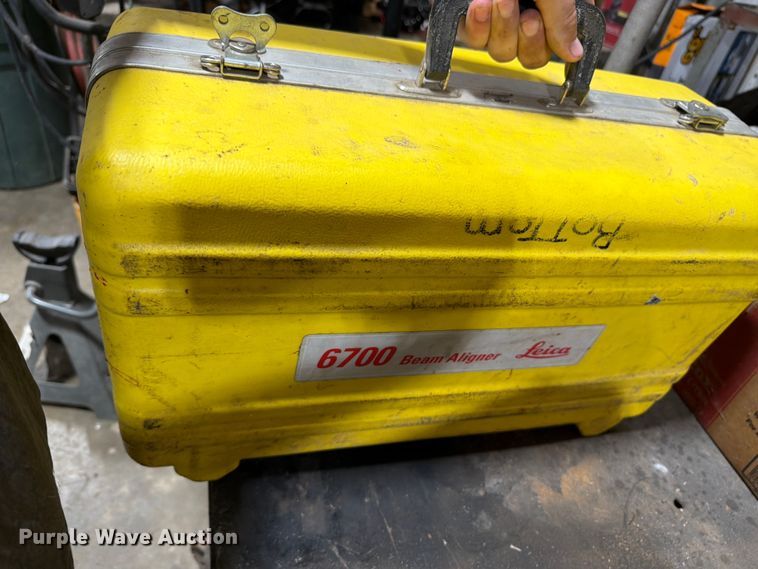 image for item OE9685 Leica 6700 sewer beam aligner