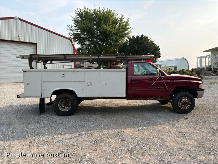 image for item OE9686 1995 Dodge Ram 3500 utility bed pickup truck