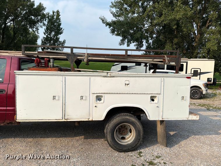 image for item OE9686 1995 Dodge Ram 3500 utility bed pickup truck