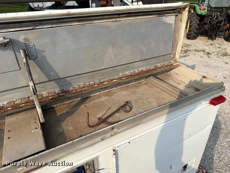 image for item OE9686 1995 Dodge Ram 3500 utility bed pickup truck