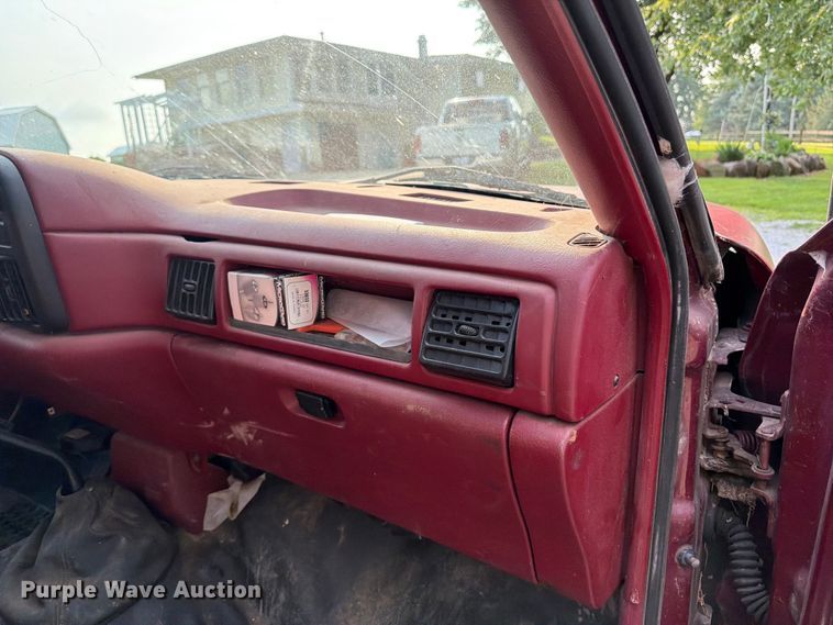 image for item OE9686 1995 Dodge Ram 3500 utility bed pickup truck