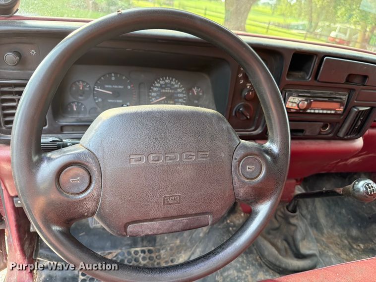 image for item OE9686 1995 Dodge Ram 3500 utility bed pickup truck