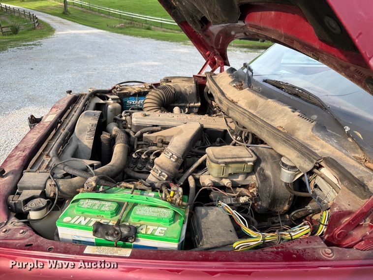image for item OE9686 1995 Dodge Ram 3500 utility bed pickup truck