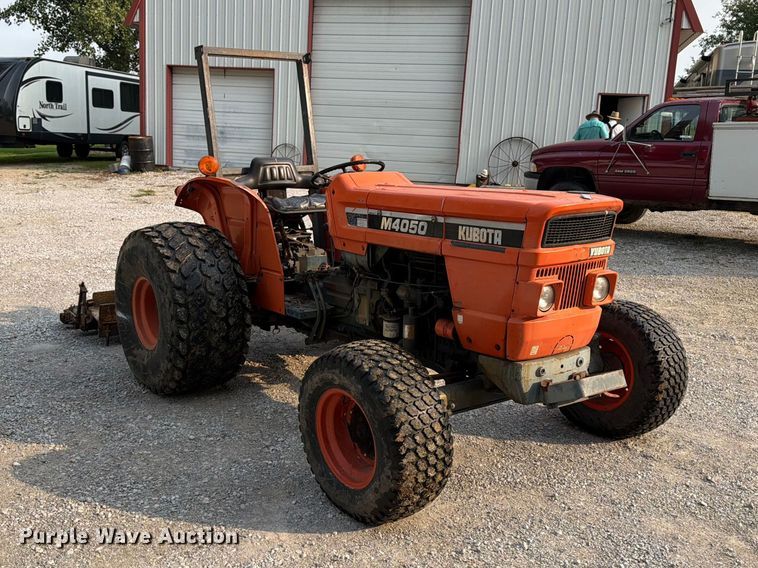 image for item OE9687 Kubota M4050 tractor