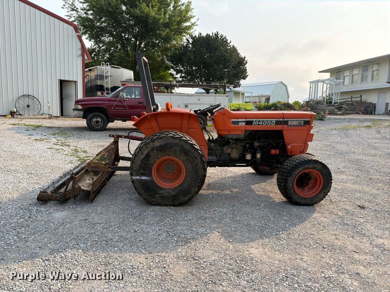 image for item OE9687 Kubota M4050 tractor