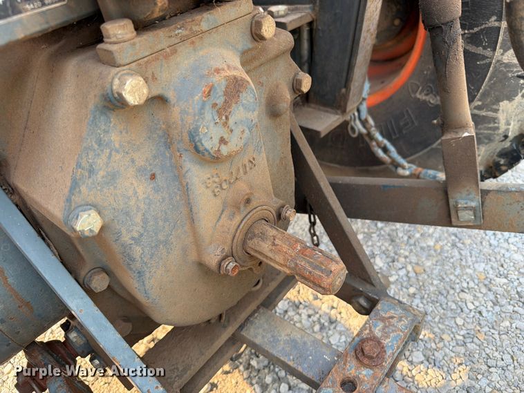 image for item OE9687 Kubota M4050 tractor