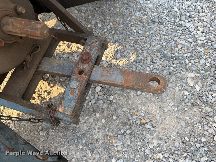 image for item OE9687 Kubota M4050 tractor