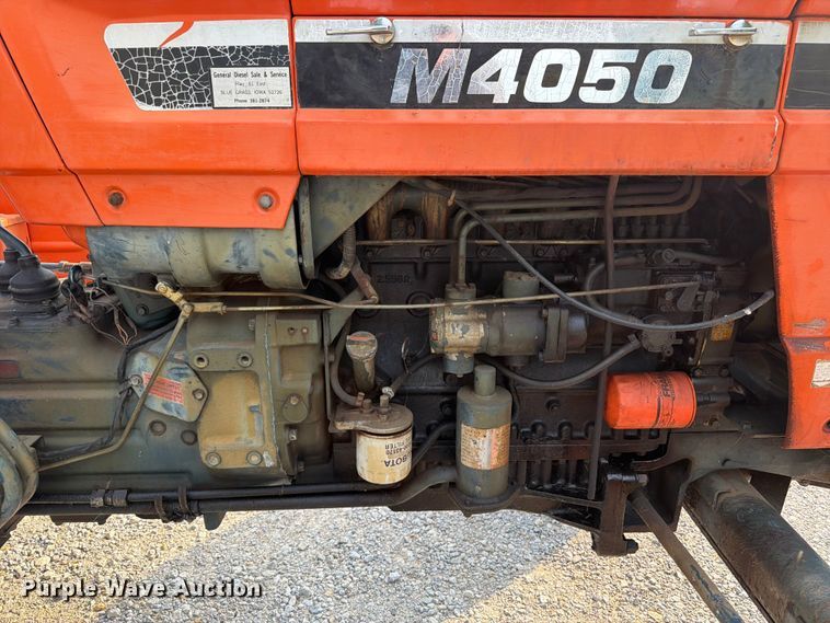 image for item OE9687 Kubota M4050 tractor