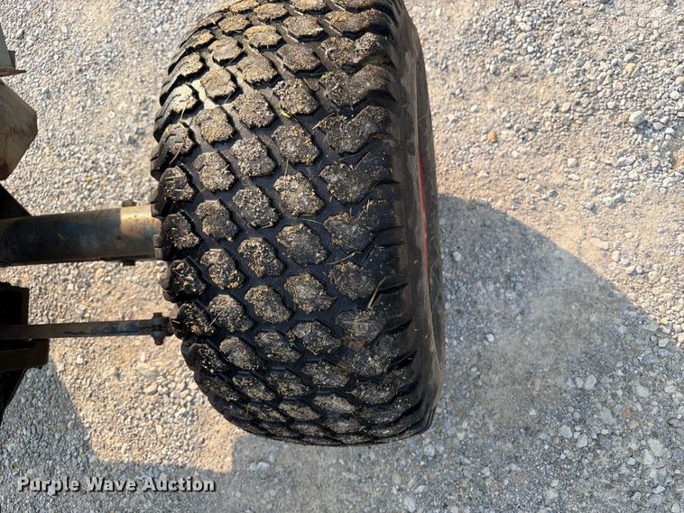 image for item OE9687 Kubota M4050 tractor