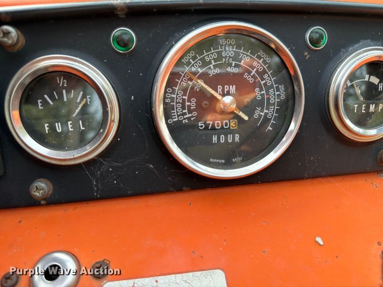 image for item OE9687 Kubota M4050 tractor
