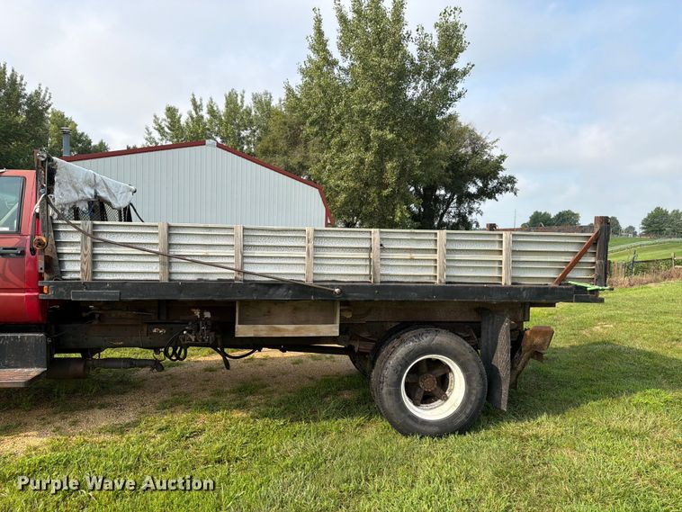image for item OE9688 1991 Chevrolet Kodiak C5500  dump truck