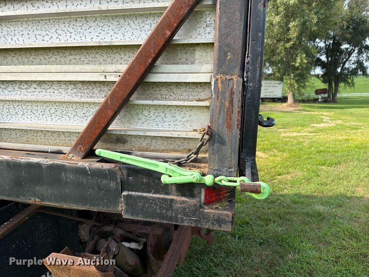 image for item OE9688 1991 Chevrolet Kodiak C5500  dump truck