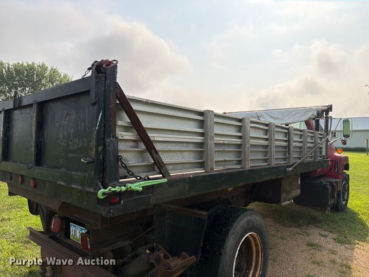 image for item OE9688 1991 Chevrolet Kodiak C5500  dump truck