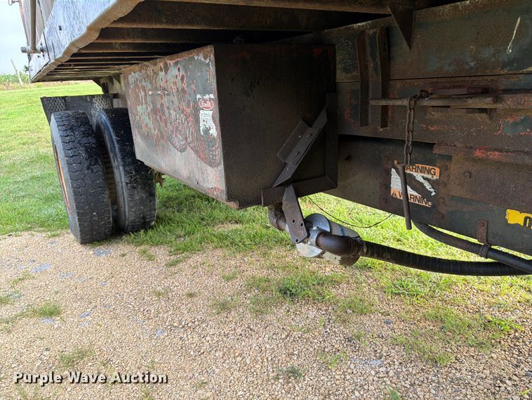 image for item OE9688 1991 Chevrolet Kodiak C5500  dump truck