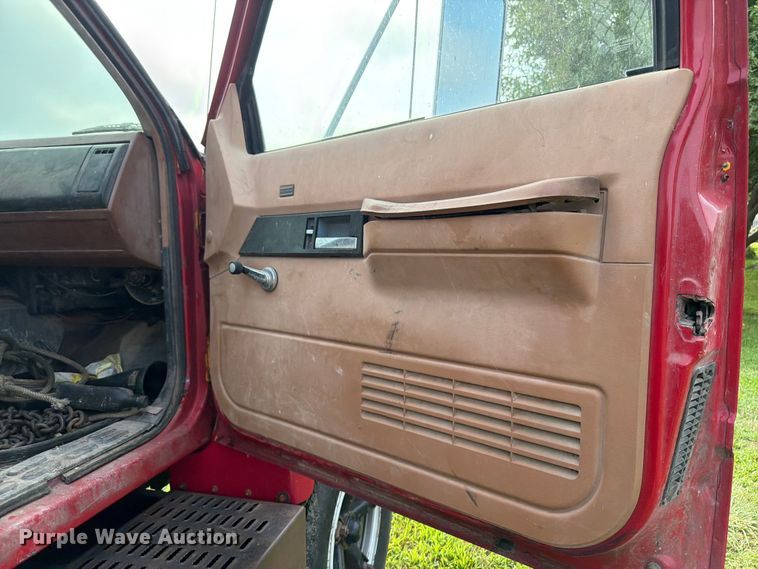 image for item OE9688 1991 Chevrolet Kodiak C5500  dump truck
