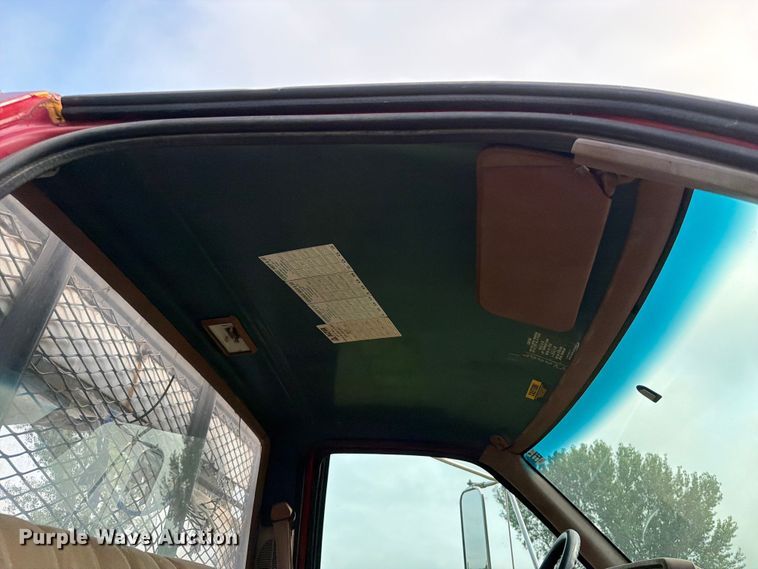 image for item OE9688 1991 Chevrolet Kodiak C5500  dump truck