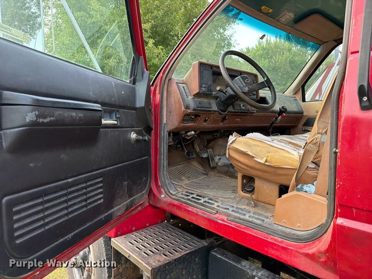 image for item OE9688 1991 Chevrolet Kodiak C5500  dump truck