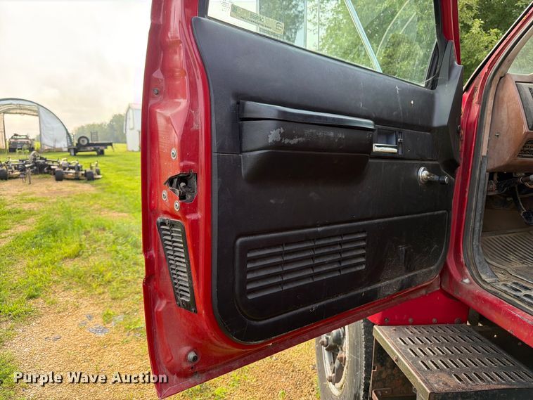 image for item OE9688 1991 Chevrolet Kodiak C5500  dump truck