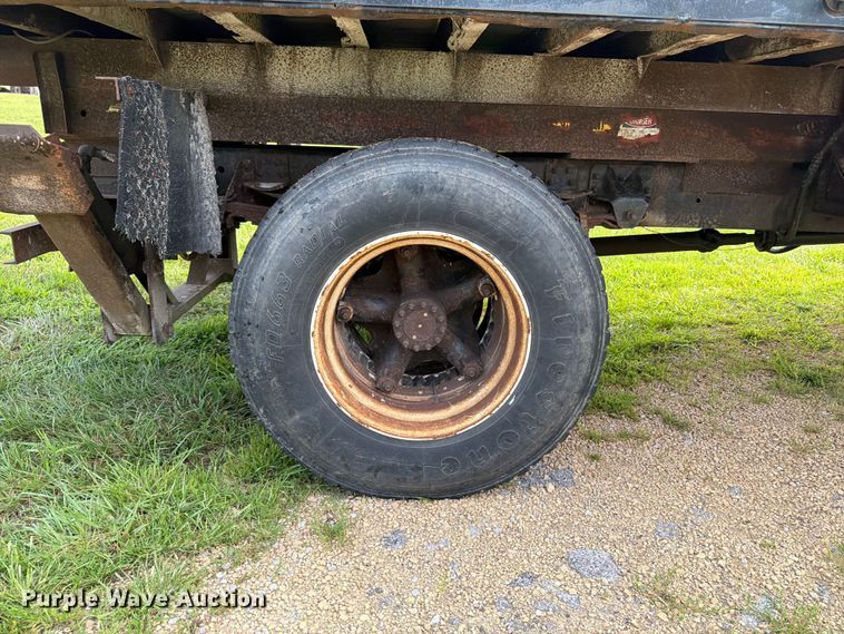 image for item OE9688 1991 Chevrolet Kodiak C5500  dump truck