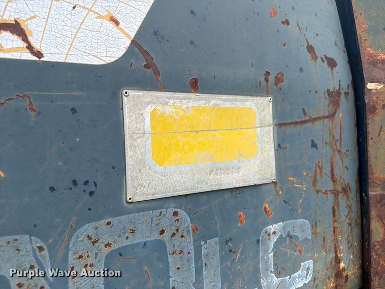 image for item OE9692 1991 Komatsu PC400LC-5L excavator