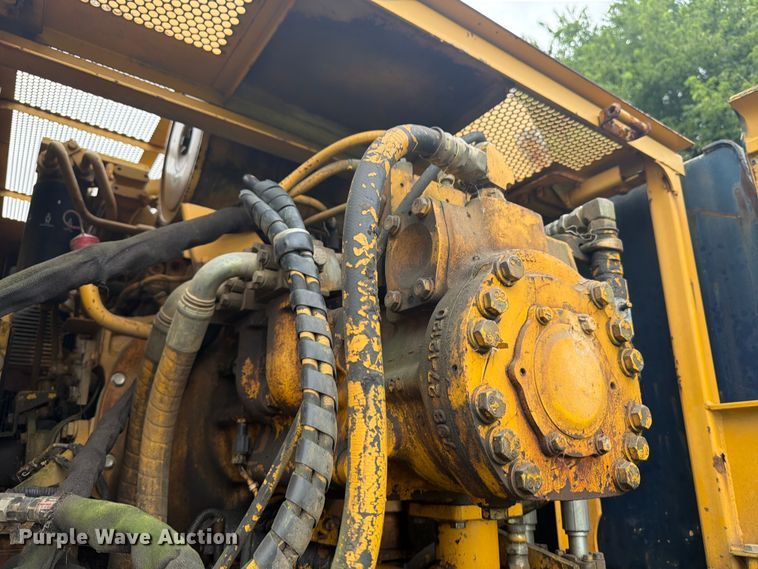 image for item OE9692 1991 Komatsu PC400LC-5L excavator
