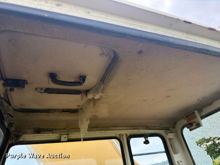 image for item OE9692 1991 Komatsu PC400LC-5L excavator