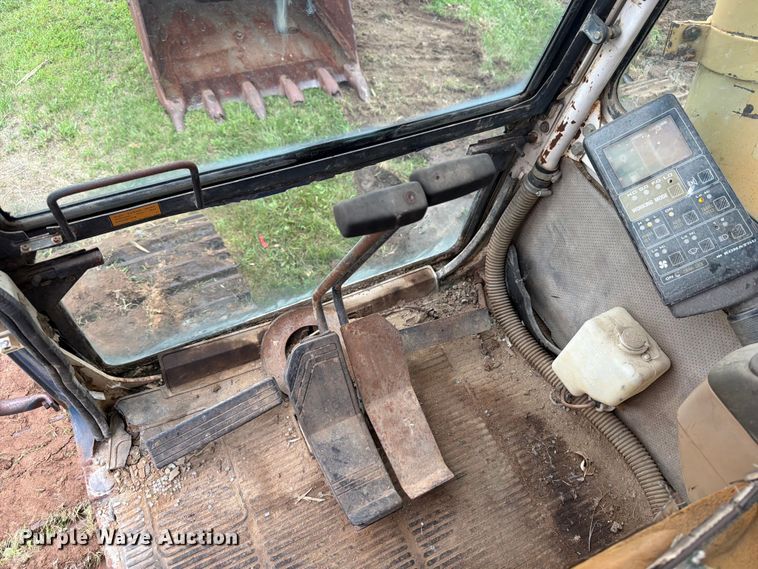 image for item OE9692 1991 Komatsu PC400LC-5L excavator