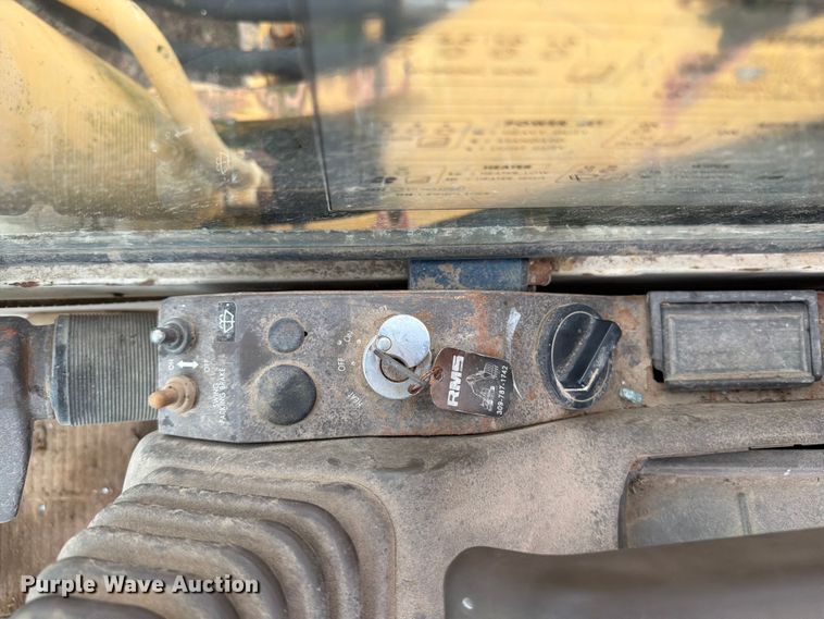 image for item OE9692 1991 Komatsu PC400LC-5L excavator