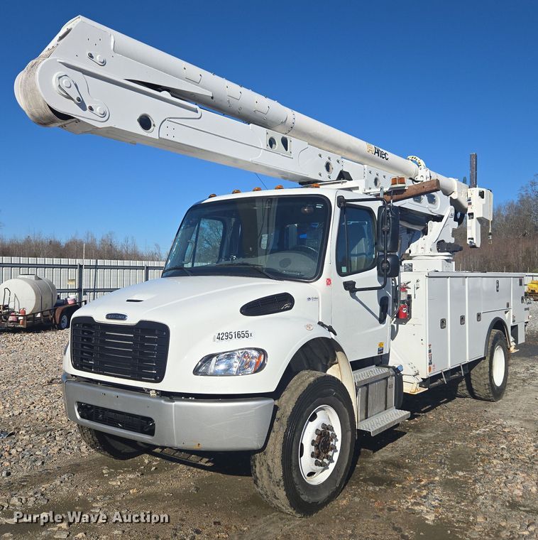 2024 Freightliner Business Class M2 bucket truck