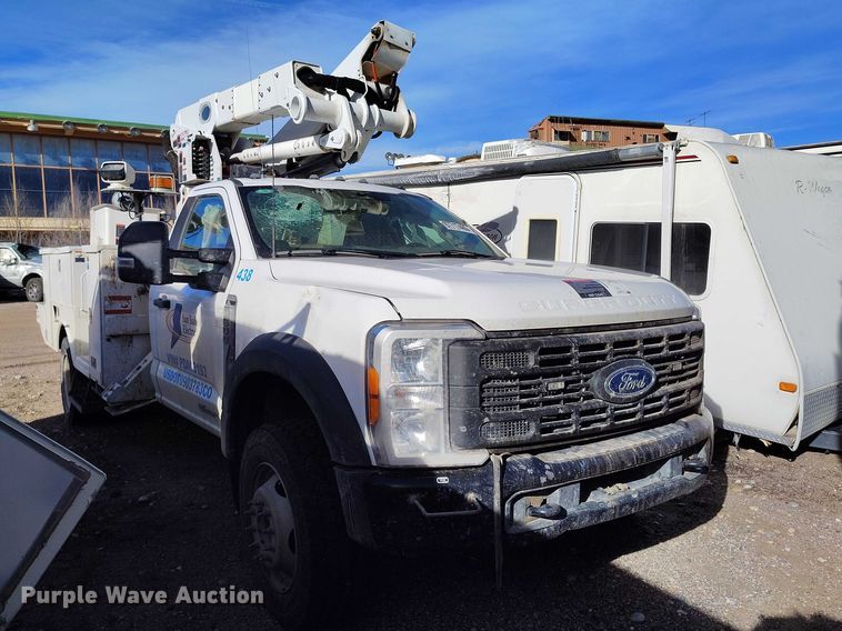 image for item YA2551 2023 Ford F600 Super Duty bucket truck