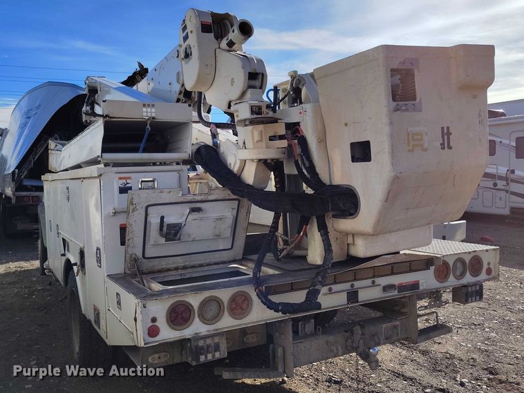 image for item YA2551 2023 Ford F600 Super Duty bucket truck