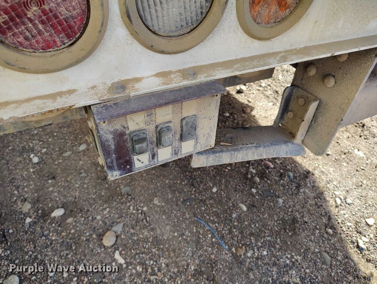 image for item YA2551 2023 Ford F600 Super Duty bucket truck