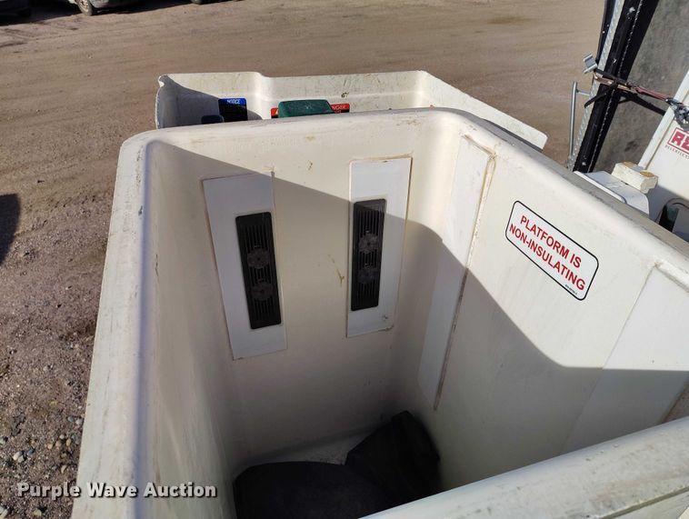 image for item YA2551 2023 Ford F600 Super Duty bucket truck