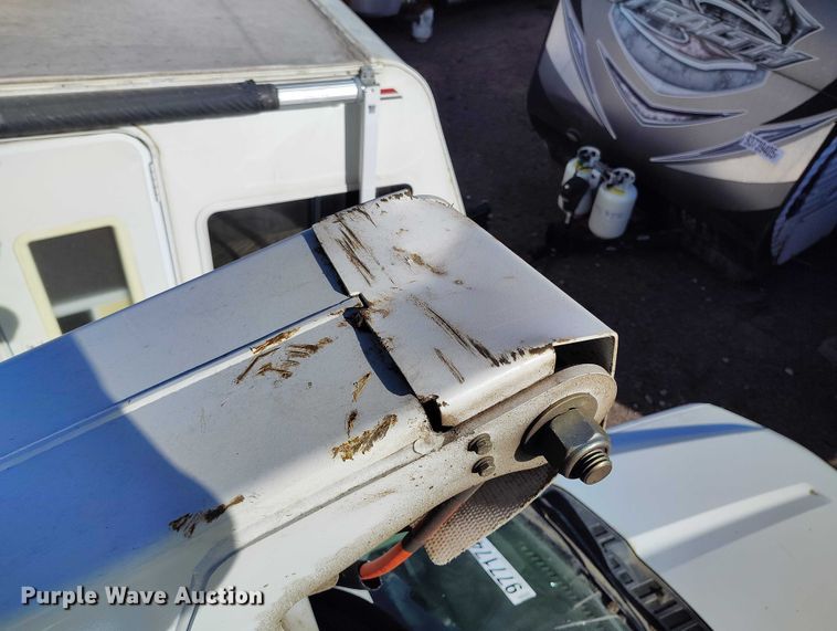 image for item YA2551 2023 Ford F600 Super Duty bucket truck